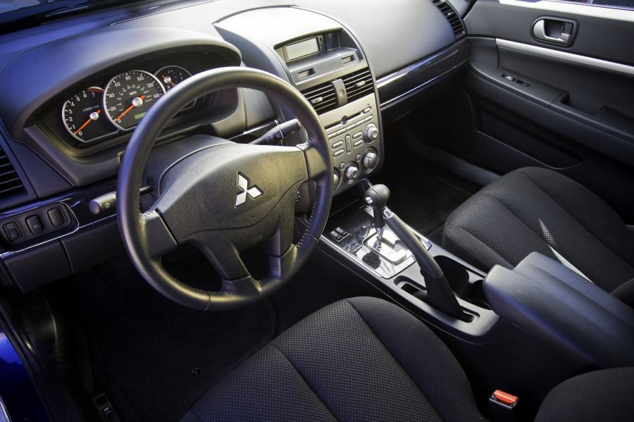  Mitsubishi Galant 2009 года  (фото 47 из 98)